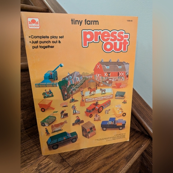 1984 Golden book - Tiny Farm  Press-Out book vintage book - Picture 1 of 6